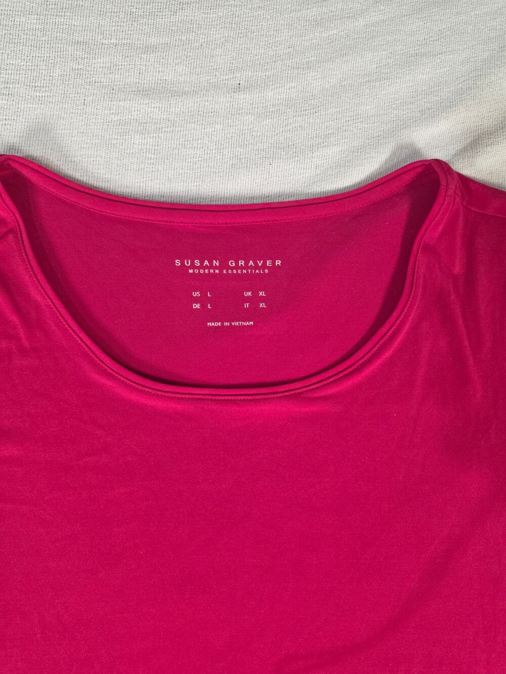 Susan Graver Modern Essentials Swing Top L Fuchsia